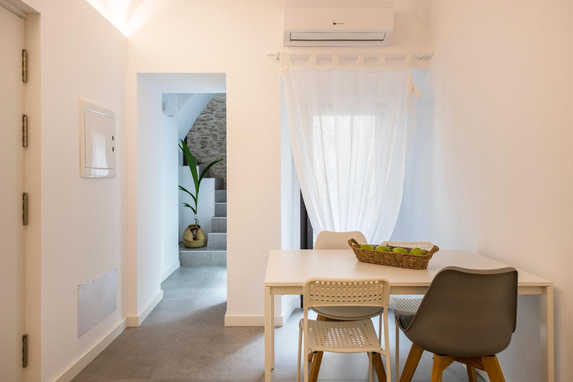 Apartment Planeses *